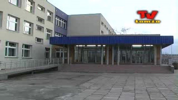 media-videoads-video-03_2008-gimnazjum