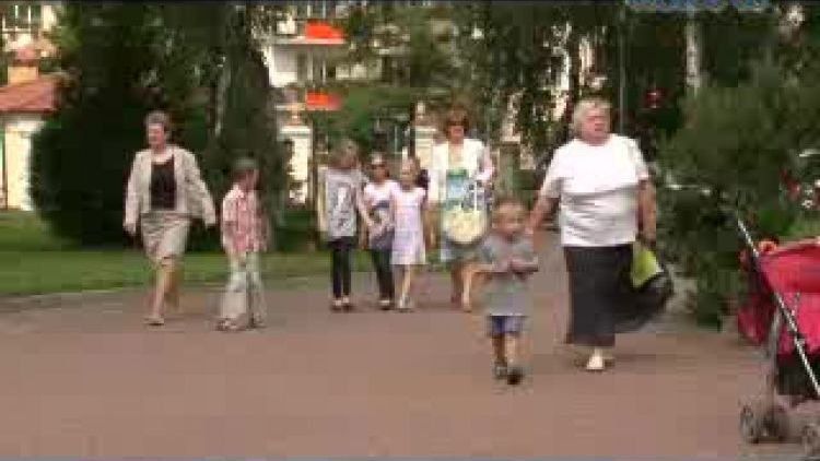 spotkanie_dziadkow_z_biskupem.flv